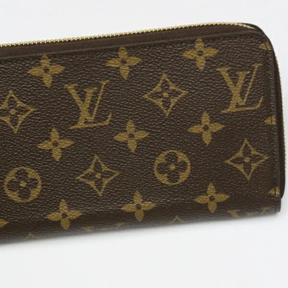 LOUIS VUITTON Brown Monogram Wallet - Picture 3 of 7